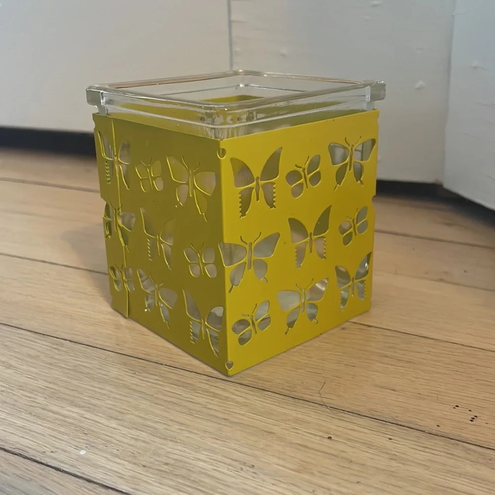 Butterfly Votive Holder 🦋 - Picture 3 of 6
